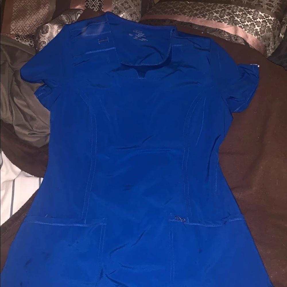 Women’s scrubs